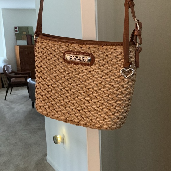 Brighten Elana Messenger Bag - Picture 10 of 12